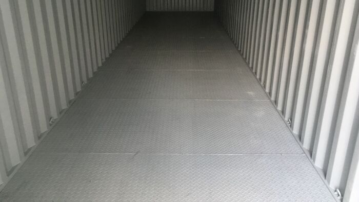Stalen vloer in 40ft high cube container